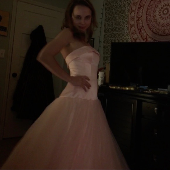 Blush Sherri Hill Dress!!! - Picture 5 of 6